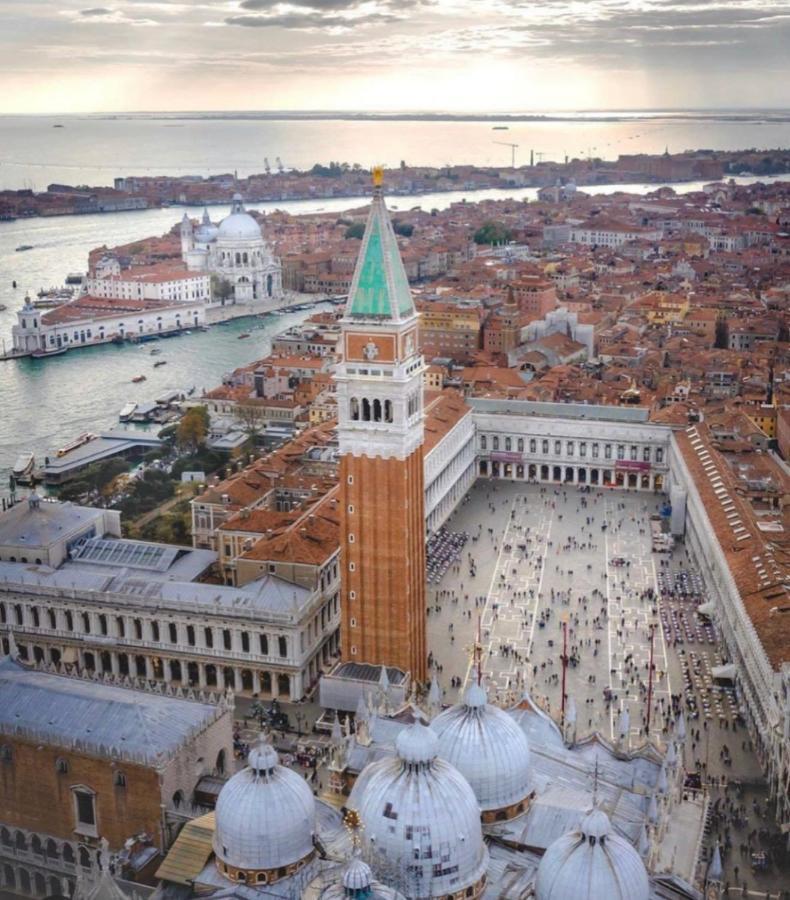 Ca'Serenissima - At 2Mn Of St Mark Square Venezia Esterno foto